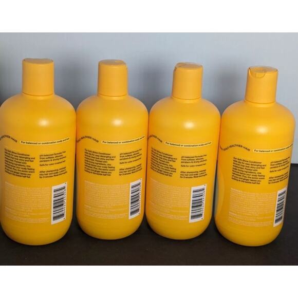 Lot of 4 Headquarters Soft-Shine Conditioner balanced Scalp & Hair Each 12 Oz - Picture 2 of 2
